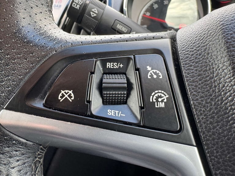 2016 Vauxhall Astra 1.4 Astra GTC Limited Edition T S/S 3dr Coupe Petrol Manual