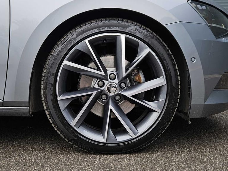 2020 Skoda Superb 2.0 TDI CR Sport Line Plus 5dr Manual Hatchback Diesel Manual