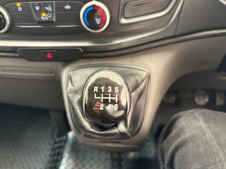 2018 Ford Transit Custom 2.0 TDCi 105ps Low Roof Van PANEL VAN DIESEL Manual