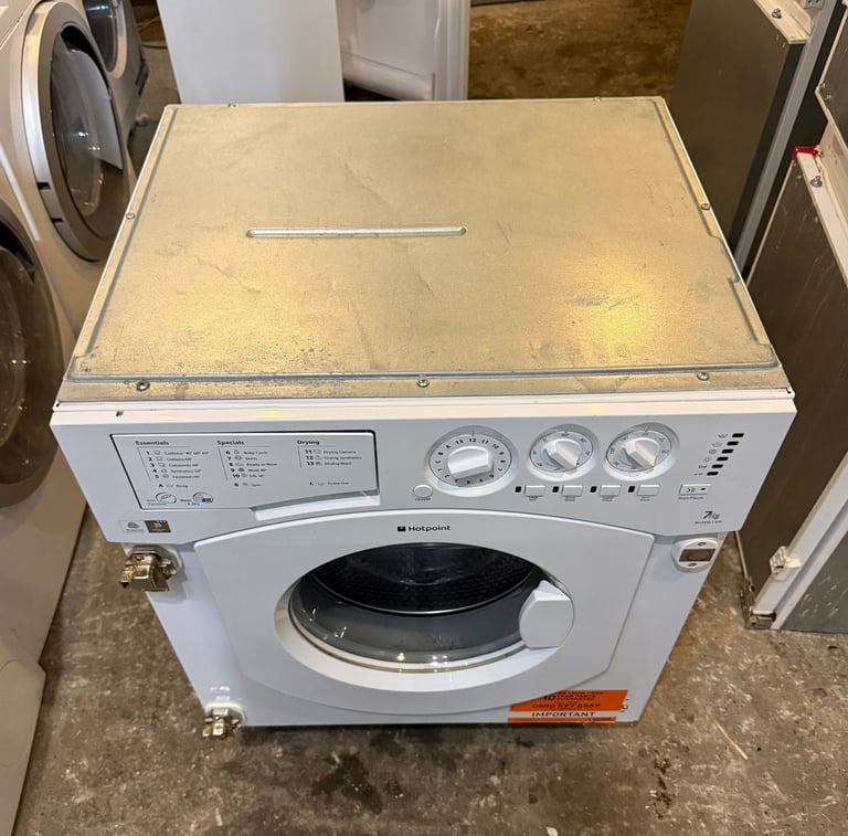 Hotpoint integrated 7kg Washer Dryer With Free Delivery N Warranty 