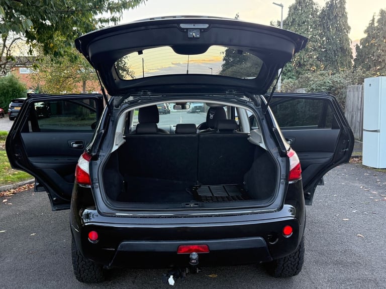2012 Nissan Qashqai 1.6 dCi N-Tec+ 5dr 4WD HATCHBACK Diesel Manual