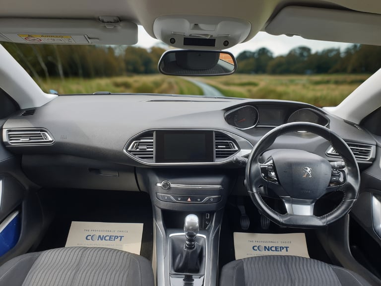 2015 Peugeot 308 1.6 HDi 115 Active "Car Of The Year 2014" full MOT, px welcome, delivery available
