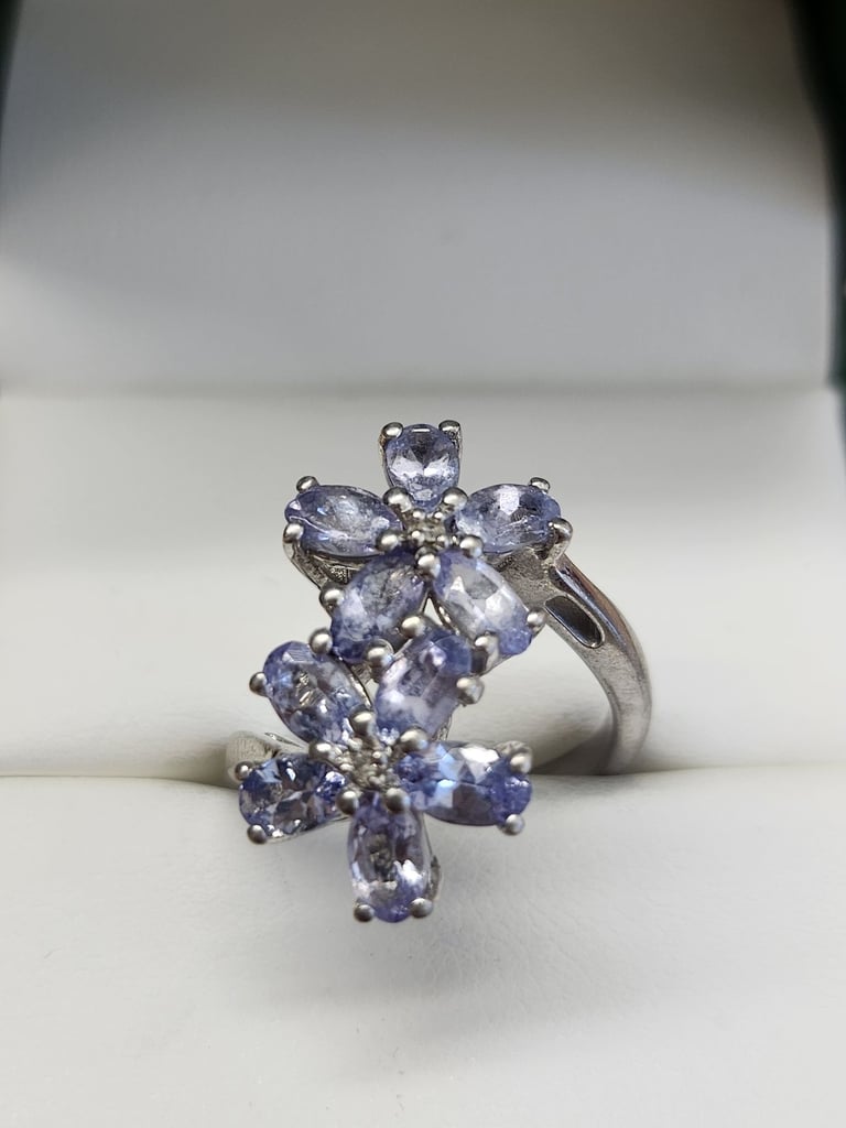 image for SILVER TWISTED DOUBLE DAISY RING WITH PURPLE GEMSTONES