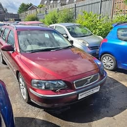 image for VOLVO V70 2.4 SE 2002