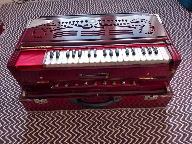 image for HARMONIUM