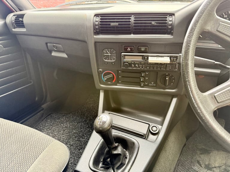  BMW 3 Series 318I 2 DOOR Coupe Coupe Petrol Manual