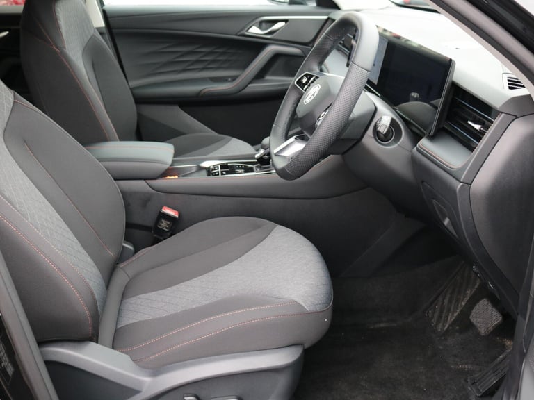 2025 MG MG HS 1.5 T-GDI Hybrid+ SE 5dr Auto ESTATE PETROL/ELECTRIC Automatic