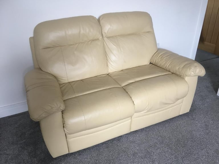 Cream leather sofa for Sale in London | Sofas, Couches & Armchairs | Gumtree
