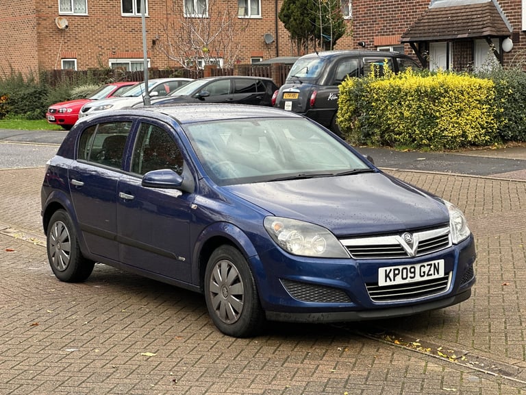 2009 Vauxhall Astra Life Automatic 1.8L 46,000 Miles Full Service History 1YR NEW MOT ONLY 1 OWNER