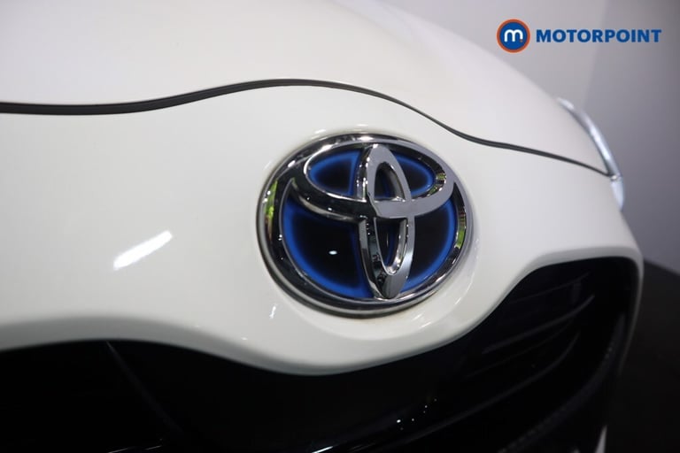 2023 Toyota Yaris 1.5 Hybrid Design 5dr CVT Hatchback Hybrid Automatic