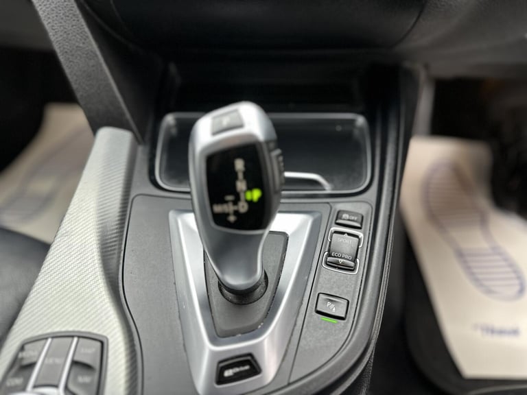 2017 BMW 3 Series 330e M Sport 4dr Step Auto SALOON PETROL/ELECTRIC Automatic