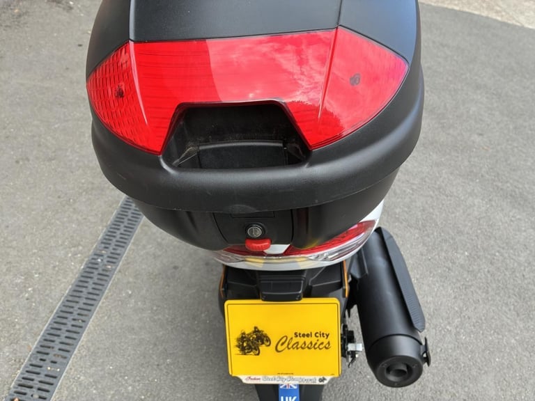 Suzuki 400 Burgman For sale in Chesterfield