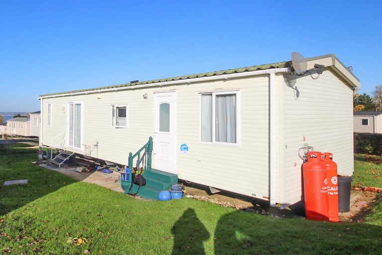 Pemberton Park Lane 2005 static caravan sited at Allhallows, Kent