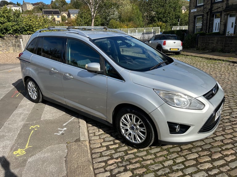 2012 (61) FORD GRAND C-MAX 1.6 TDCI TITANIUM   7 SEATER