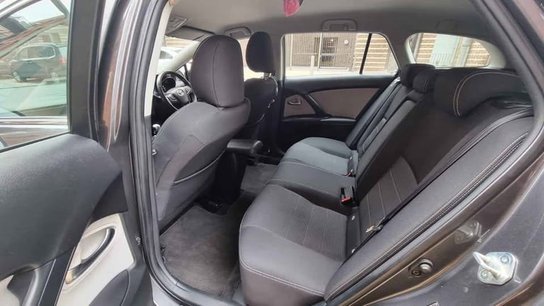 🚗 2018 Toyota Avensis Business Edition – Grey | 2.0 Diesel | ULEZ Compliant | 112K Miles ✅