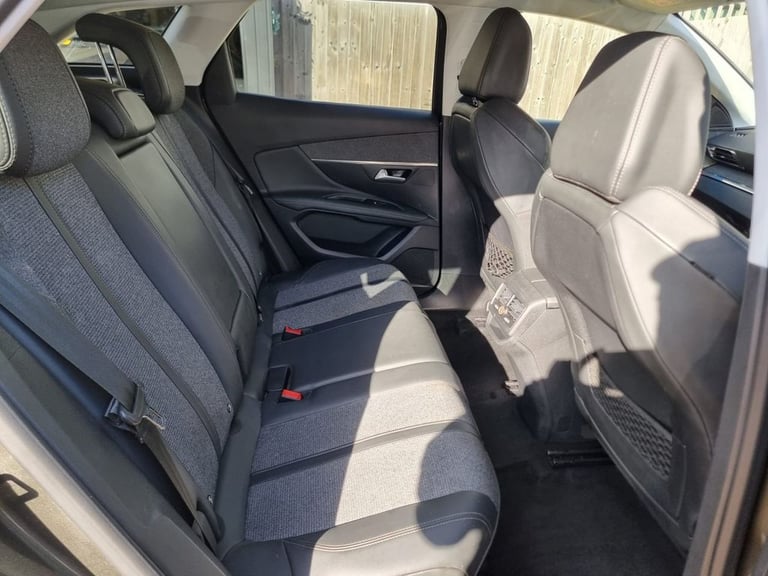 2020 Peugeot 3008 1.2 PureTech Allure SUV 5dr Petrol Manual Euro 6 (s/s) (130 ps) HATCHBACK Petro...