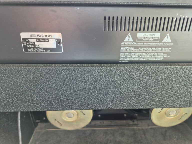 Roland Jazz Chorus 85