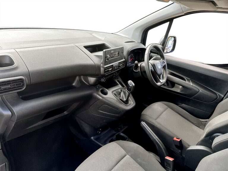 2020 Vauxhall Combo 2300 1.5 Turbo D 100ps H1 Sportive Van PANEL VAN DIESEL Manual