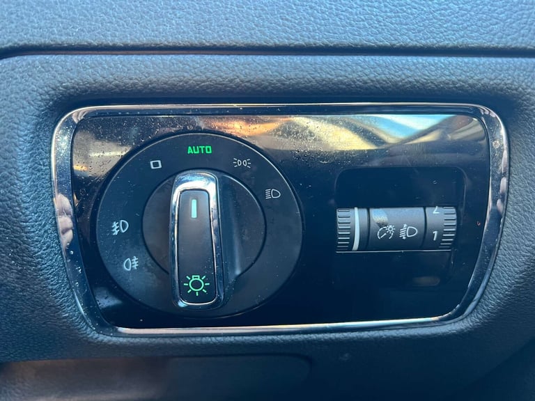 2014 Skoda Superb 1.6 TDI SE GreenLine III Estate 5dr Diesel Manual Euro 5 (s/s) (105 ps) Estate ...