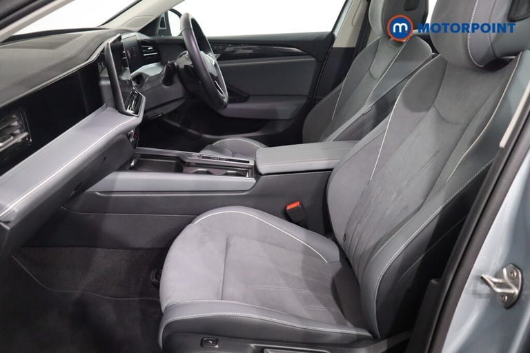 2025 Volkswagen Passat 1.5 TSI eHybrid Life 5dr DSG Estate Hybrid Automatic