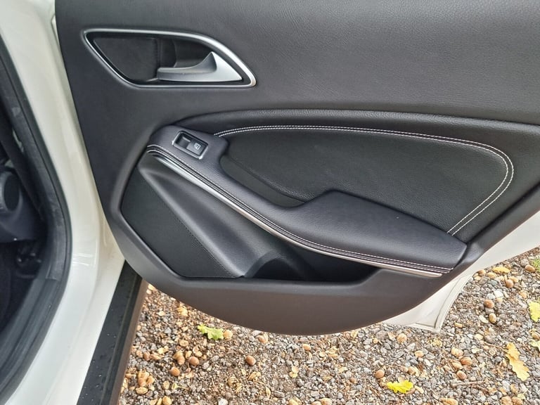 2018 Mercedes-Benz GLA GLA 180 Urban Edition 5dr ESTATE PETROL Manual