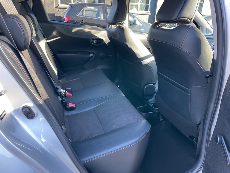 TOYOTA YARIS 1.3 Dual VVT-i Trend 2012