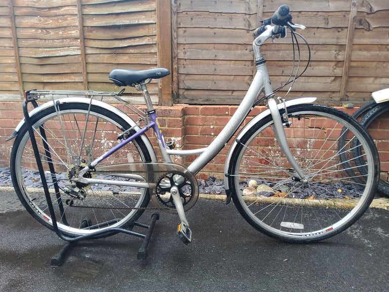 image for Raleigh Pioneer Bike 28" Wheels 15" frame