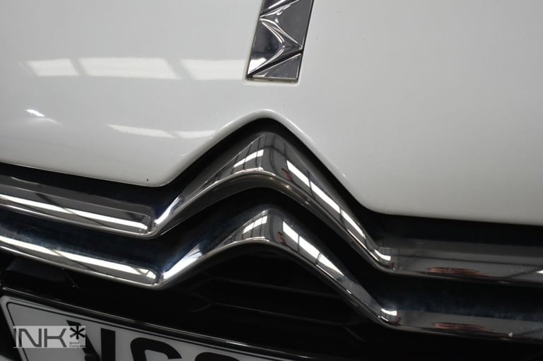 2014 Citroen DS5 2.0 h e-HDi Airdream DSport Hatchback 5dr Diesel Hybrid EGS6 4WD Euro 5 (s/ Hatc...