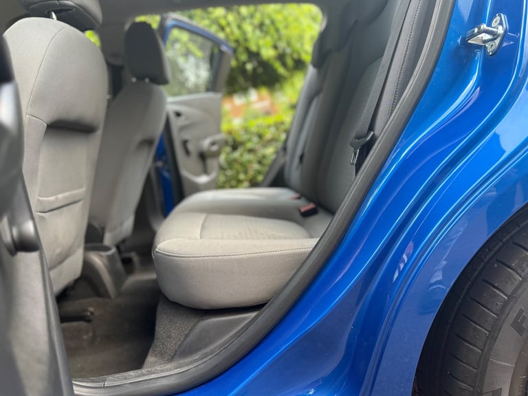 Chevrolet, AVEO, Hatchback, 2012, Manual, 1229 (cc), 5 doors