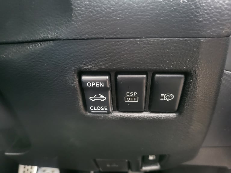 2006 Nissan 350Z 3.5 V6 300 2dr CONVERTIBLE Petrol Manual