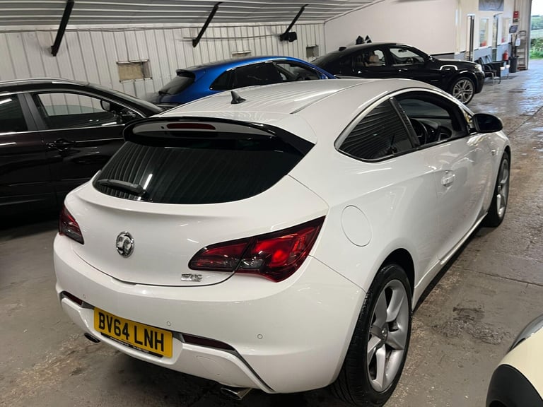  Vauxhall Astra GTC 2.0 CDTi BiTurbo Euro 5 (s/s) 3dr Diesel Manual