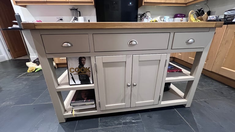 image for Large kitchen island 