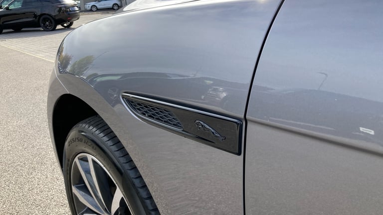 2024 Jaguar F-Pace 2.0 P400e R-Dynamic SE Black 5dr Auto AWD Estate Estate Hybrid Automatic