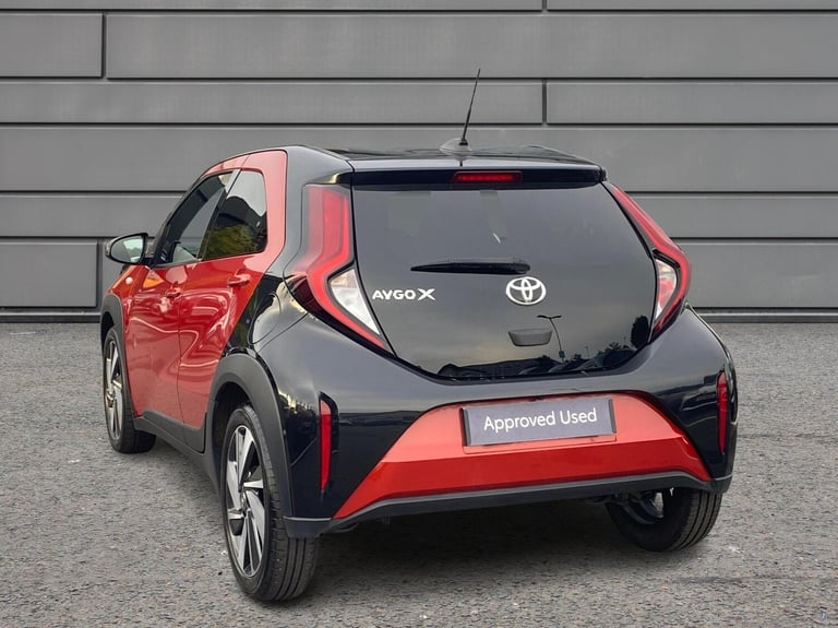 2022 Toyota Aygo X 1.0 VVT-i Edge 5dr Auto HATCHBACK PETROL Automatic