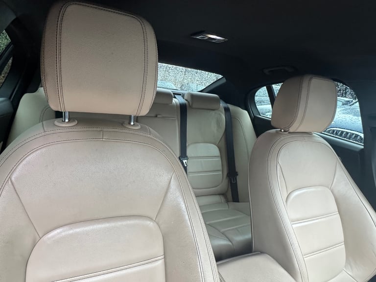 Jaguar, XE, Saloon, 2017, Other, 1999 (cc), 4 doors
