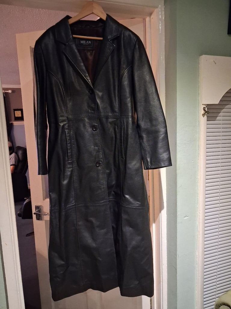 image for Milan Ladies Black Leather ciat size 16