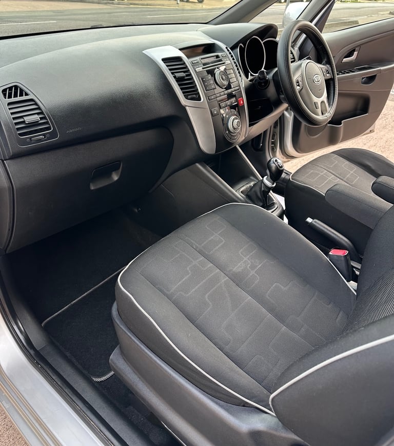 2012 KIA Venga 2 1.4 EcoDynamics MPV 1 Owner From New 12 MONTHS MOT