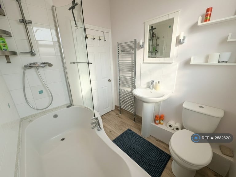 4 bedroom house in Wanlip Road, London, E13 (4 bed) (#2682820)