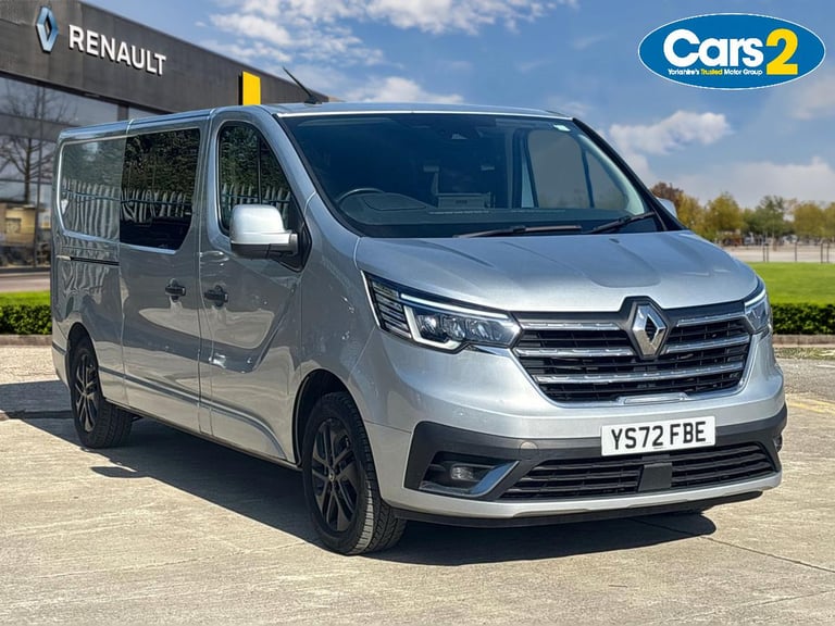2022 Renault Trafic 270 EX 5dr Tip Auto [7 Seat] Crew Bus Diesel Automatic