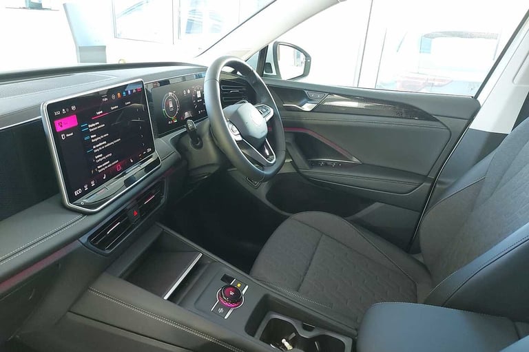 2024 Volkswagen Tiguan 1.5 TSI eHybrid Match 5dr DSG ESTATE PETROL/ELECTRIC Automatic