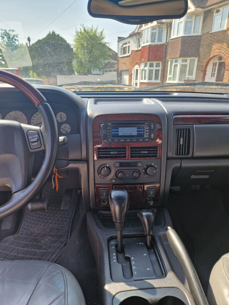 Left Hand Drive LHD Jeep Cherokee, Automatic Diesel 4x4