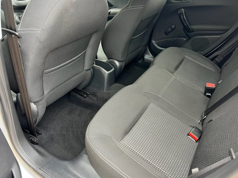 2018 Peugeot 208 1.2 PureTech Allure Hatchback 5dr Petrol EAT Euro 6 (s/s) (110 ps) Hatchback Pet...