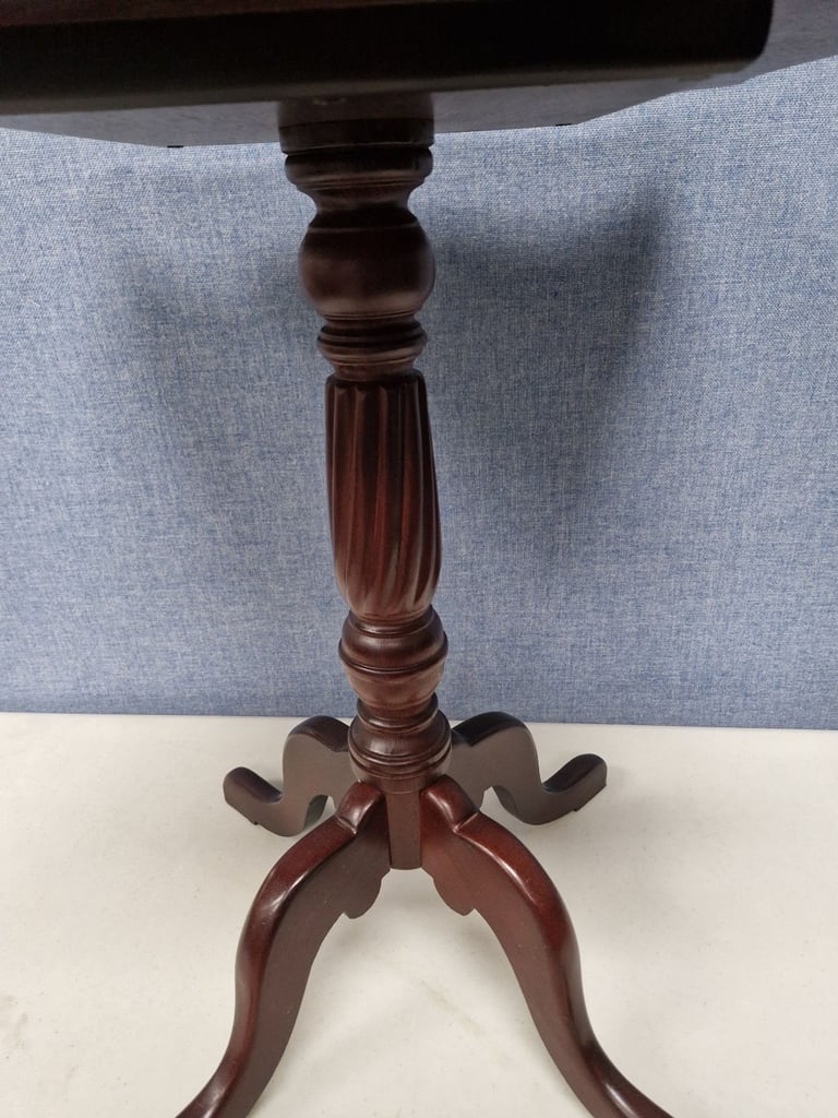 Vintage quadrupedal based occasional table