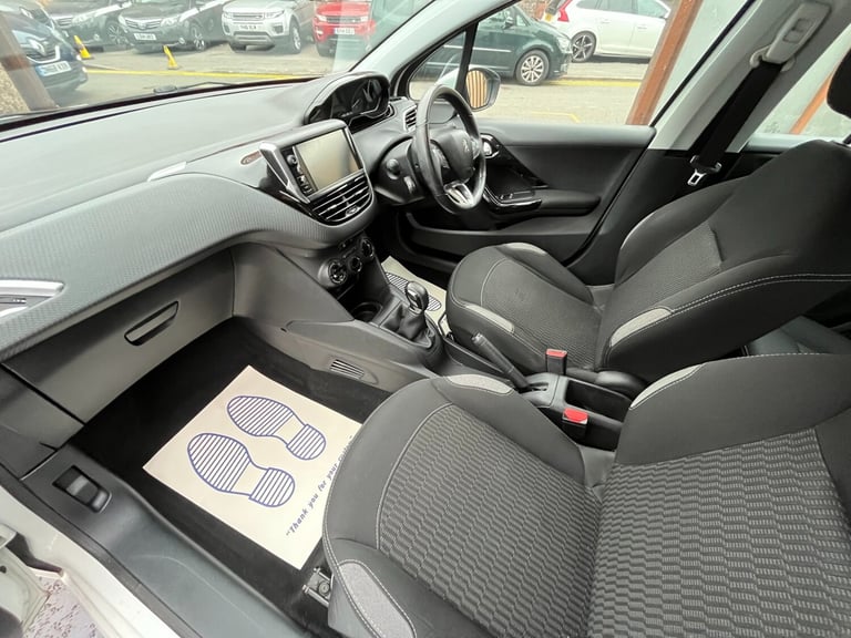 2016 Peugeot 208 1.2 PureTech 82 Active 5dr HATCHBACK Petrol Manual