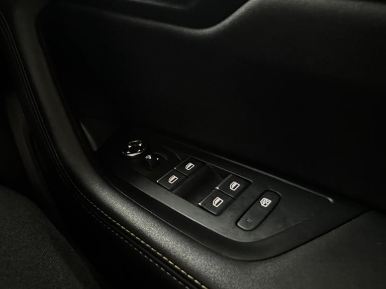 2022 Peugeot 508 SW 1.6 11.8kWh Sport Engineered e-EAT 4WD Euro 6 (s/s) 5dr ESTATE Petrol/Electri...
