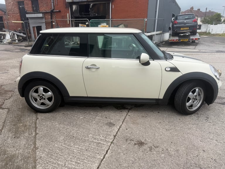 2008 MINI Hatch 1.4 One 3dr HATCHBACK Petrol Manual