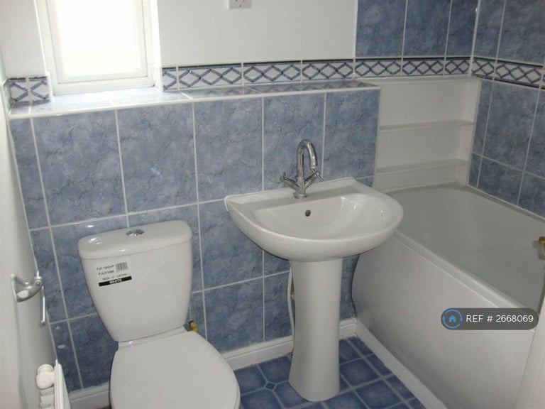 3 bedroom house in Olivine Close, Sittingbourne, ME10 (3 bed) (#2668069)