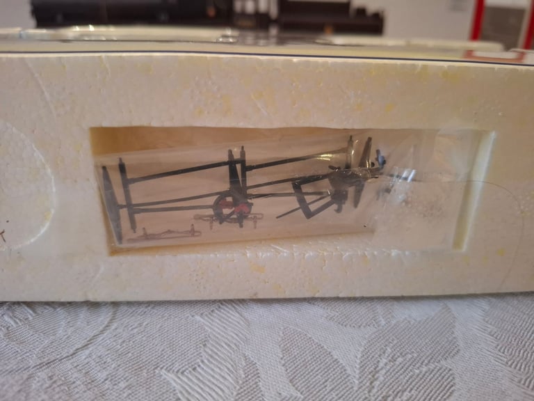 Hornby 00 gauge locamotive and tender