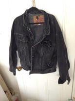 Vintage 90s black Levi jacket 