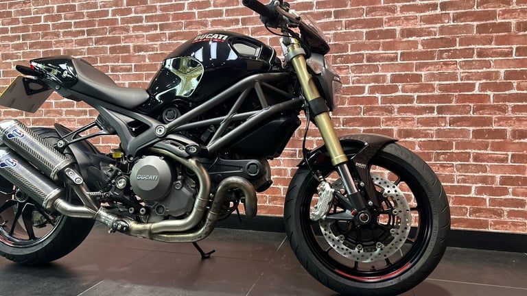 image for 2013 Ducati Monster 1100 Evo ABS DTC ROADSTER Petrol Manual